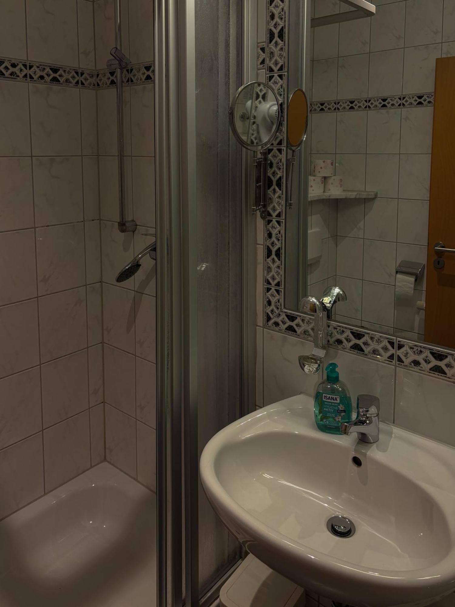 Stadthotel Kolpinghaus - Vier Ecken Werne المظهر الخارجي الصورة