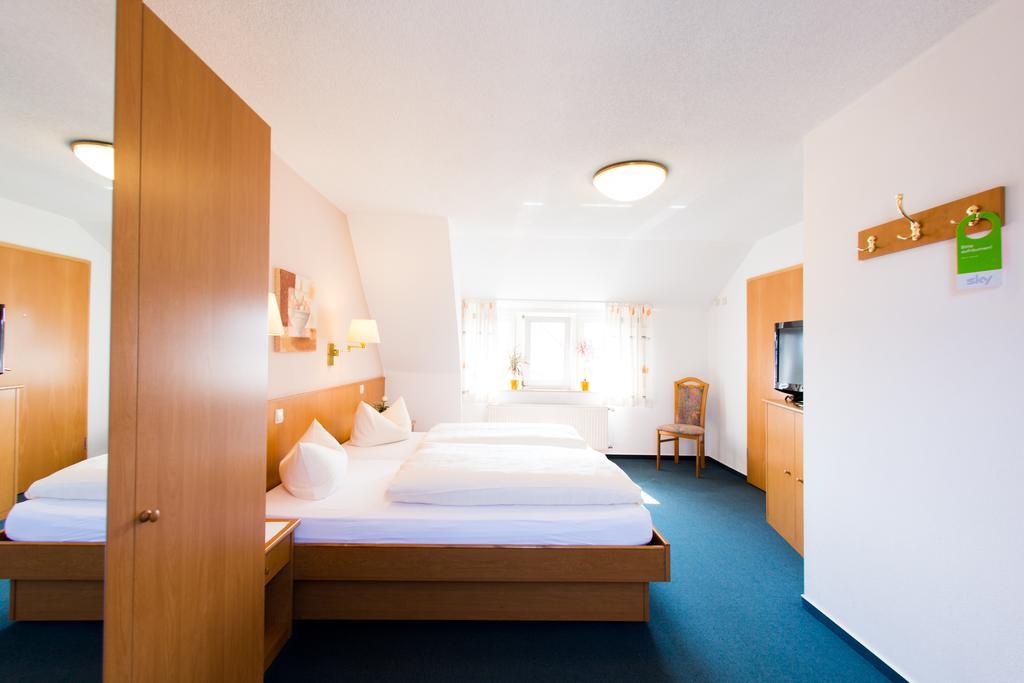 Stadthotel Kolpinghaus - Vier Ecken Werne الغرفة الصورة